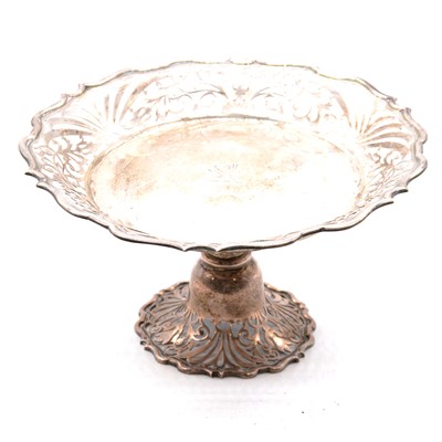 Lot 191 - Silver pedestal dish