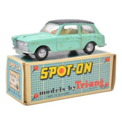 Lot 87 - Tri-ang Spot-on Toy model 154 Austin A40, turquoise body