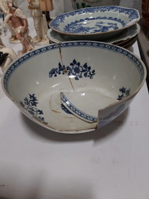 Lot 62 - Collection of Chinese ceramics