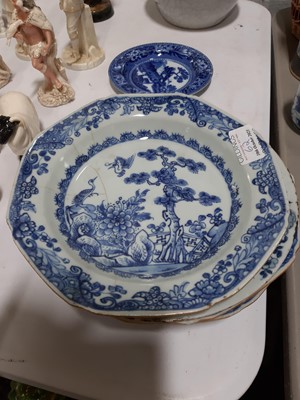 Lot 62 - Collection of Chinese ceramics