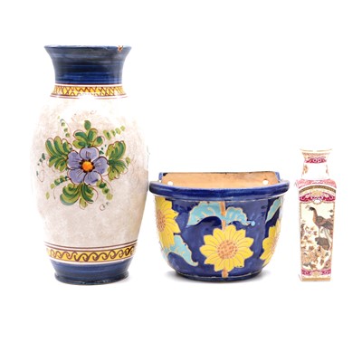 Lot 68 - Collection of ceramic planters and vases