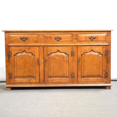 Lot 353 - Oak sideboard by Titchmarsh & Goodwin