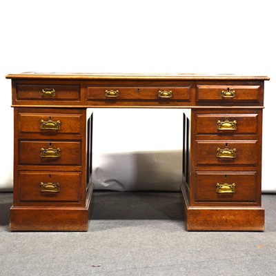 Lot 465 - Victorian mahogany desk