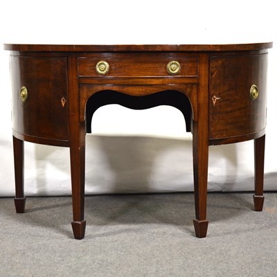 Lot 497 - George III mahogany bowfront sideboard