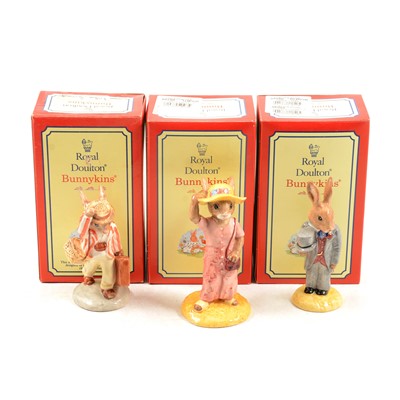 Lot 50 - Collection of boxed Doulton Bunnykins figurines