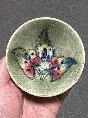 Lot 18 - A Moorcroft Aurum Lily bowl and a Miller Howepin dish.