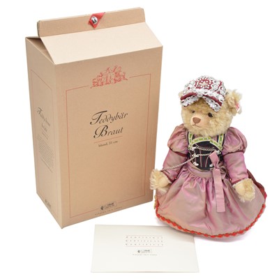 Lot 187 - Steiff teddy bear, Teddybar Braut / Bride, blond, 31cm, boxed with certificate.