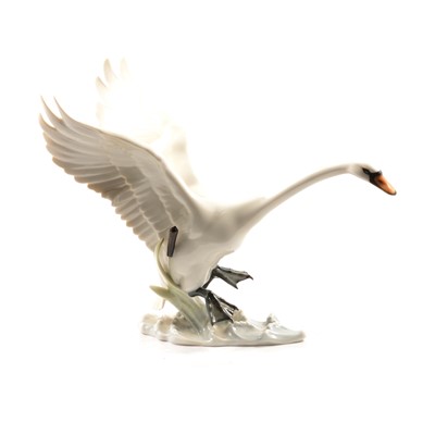 Lot 57 - Hutschenreuther hard-paste porcelain model of a swan in flight