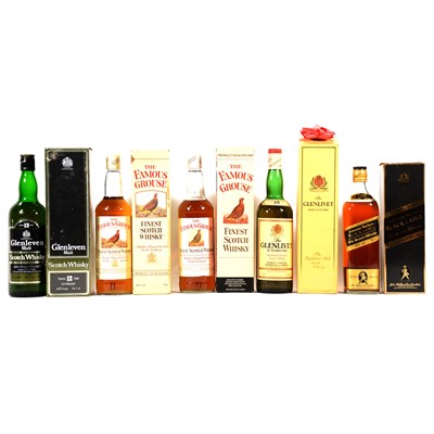 Lot 122 - Five assorted Scotch whiskies - Glenlivet, Johnnie Walker Black label, and a Glenleven blend