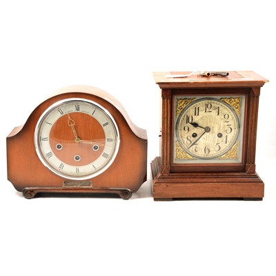 Lot 139 - Two mantel clocks