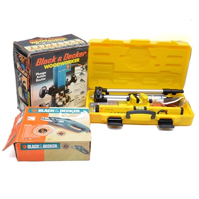 Lot 171 - Black & Decker Woodworker; Power Master Multi-beam Laser Level; Black & Decker heatgun