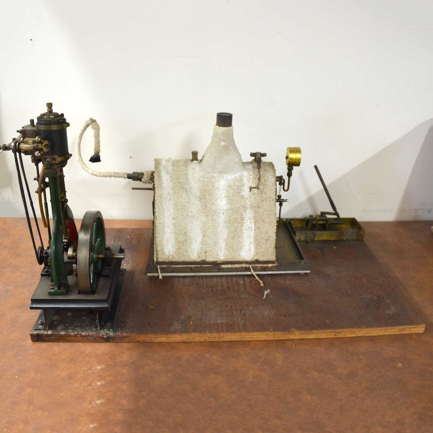 Lot 3 - A Stuart stationary steam model engine