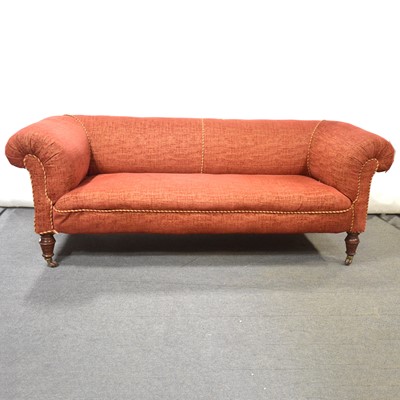 Lot 366 - Chesterfield settee