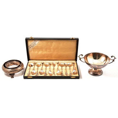 Lot 330 - Mother-of-Pearl tea knives and forks, plated, fish servers, plated ware.