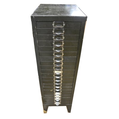 Lot 173 - A cabinet containing quantity of steel and brass