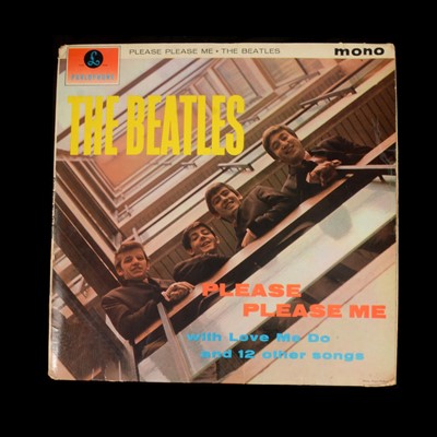 Lot 224A - The Beatles Please Please Me LP vinyl record, mono, PMC-1202