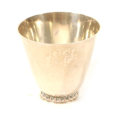 Lot 720 - Silver cup