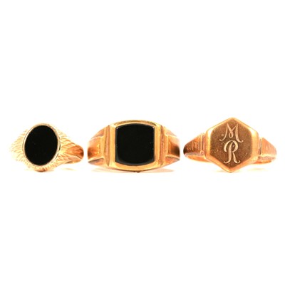 Lot 119 - Three 9 carat yellow gold signet rings.