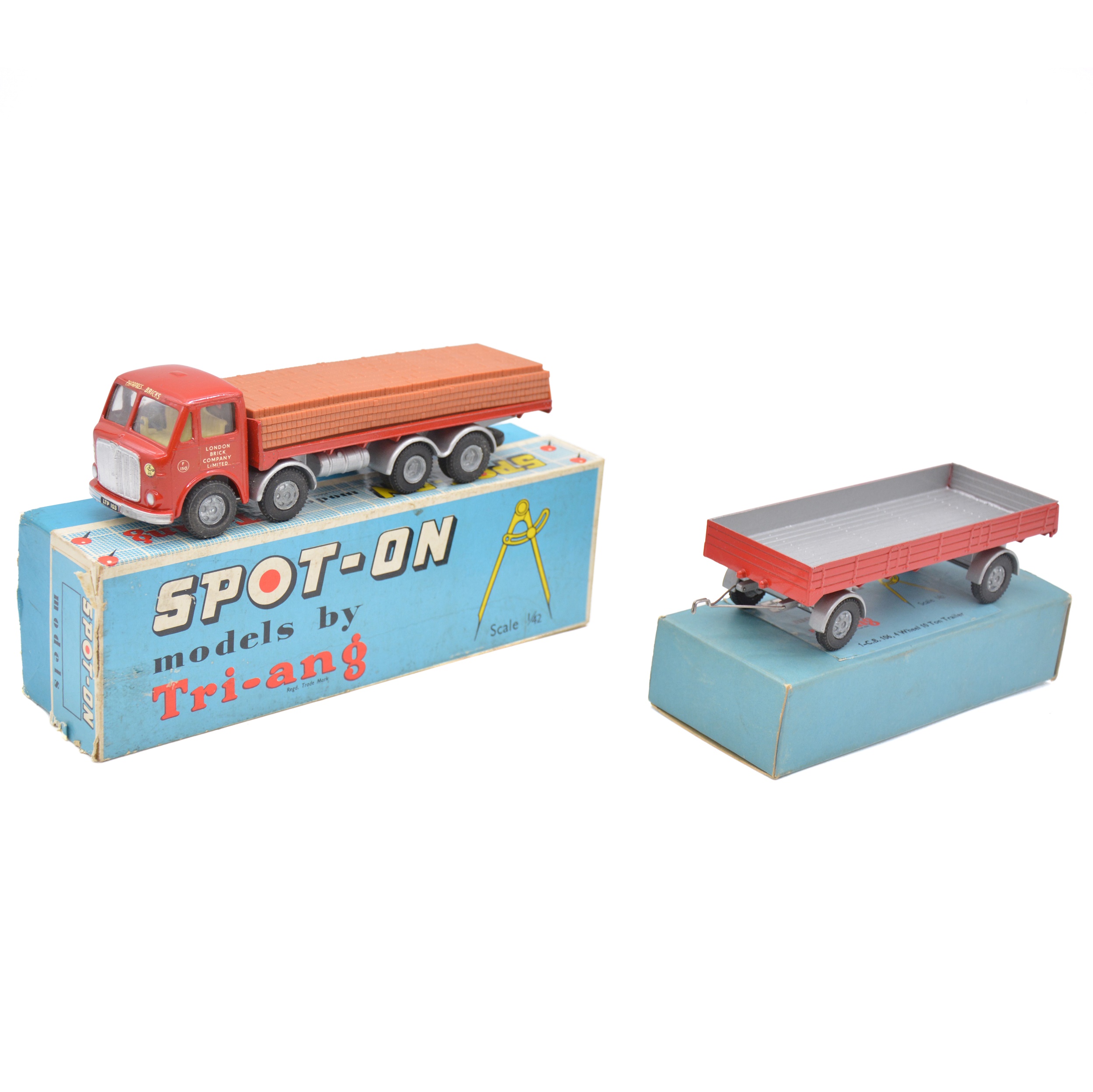 Lot 301 - A Spot-On Diecast 110/2B A.E.C. Mammoth