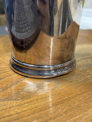 Lot 721 - Silver plated cocktail shaker