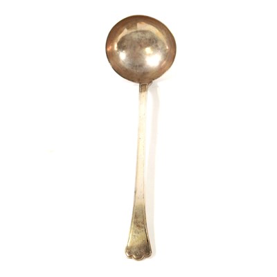 Lot 713 - Cantonese white metal ladle