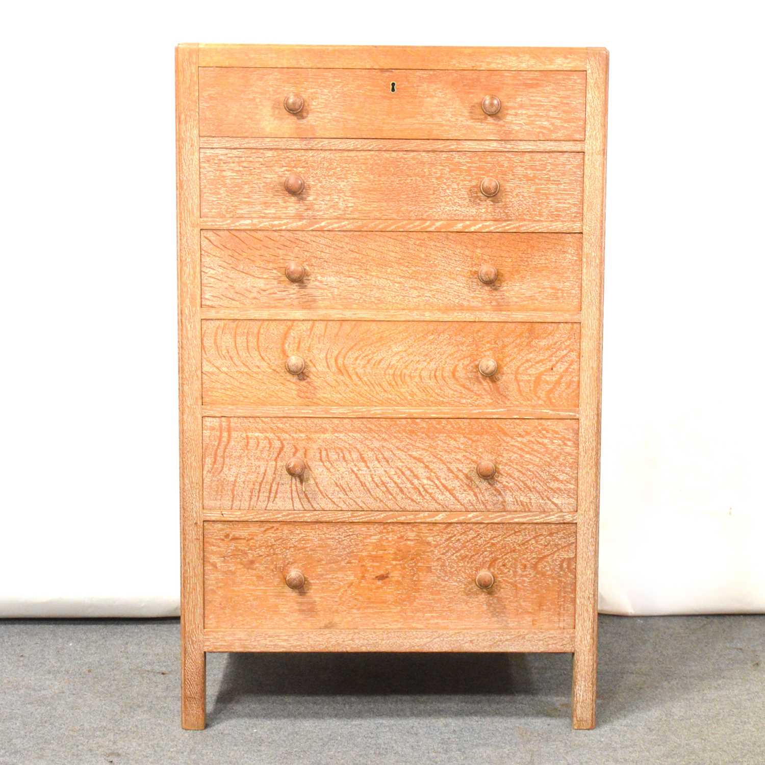 Lot 314 Heals child's bedroom suite,