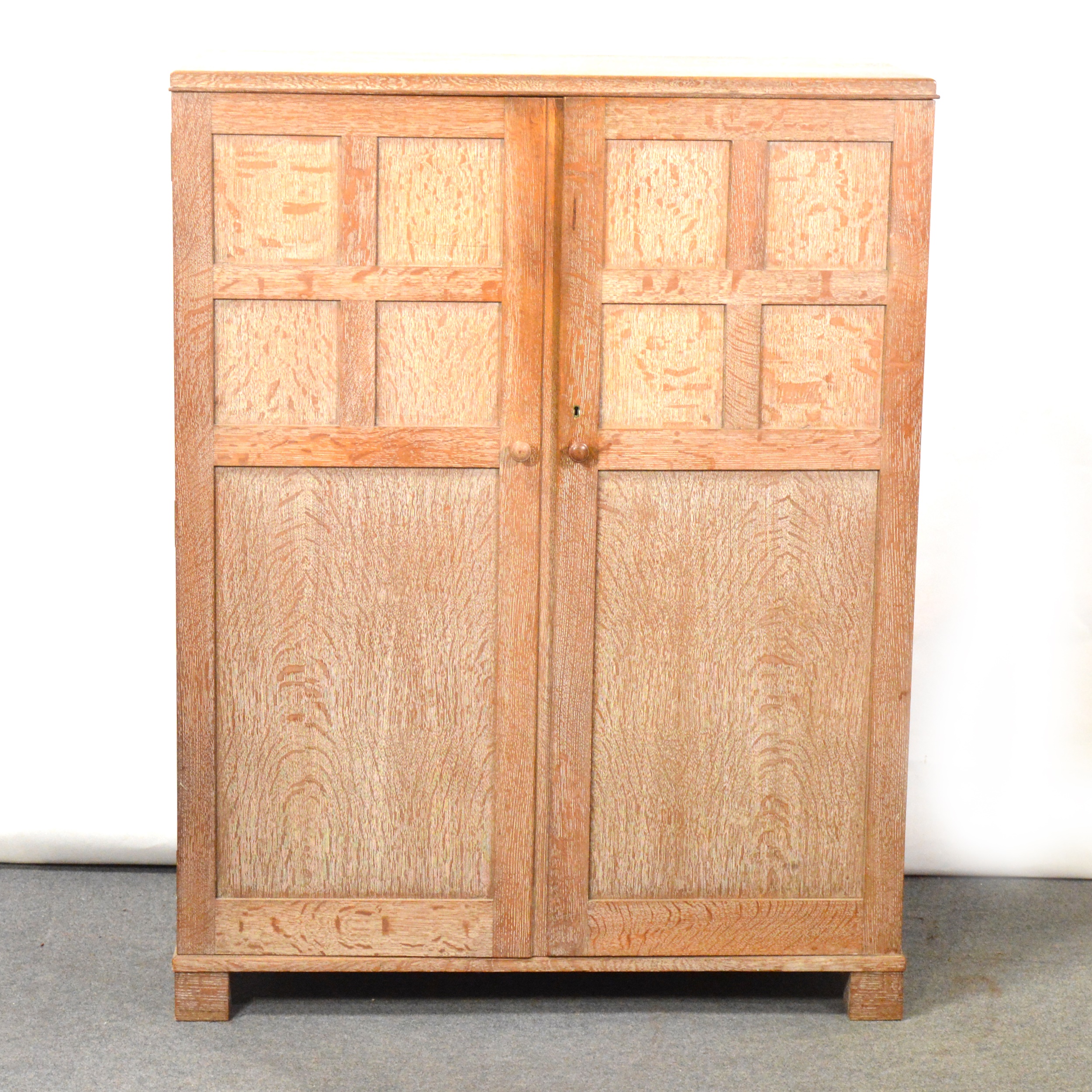 Lot 314 Heals child's bedroom suite,