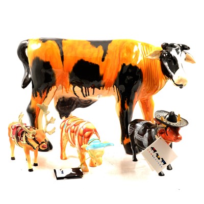 Lot 105 - Collection of modern Cow Parade collectable figurines