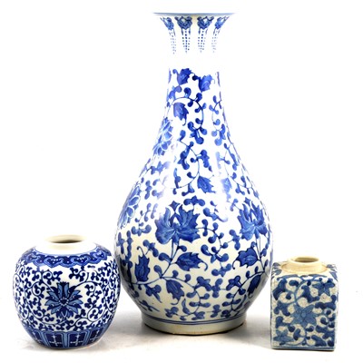 Lot 62 - Small collection of modern Chinese blue and white ceramics.