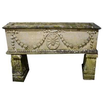 Lot 804 - Haddonstone Adam trough