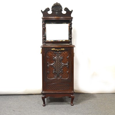 Lot 442 - Victorian mahogany purdonium, carved...