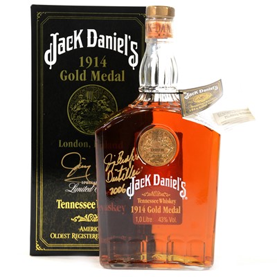 Lot 166 - Jack Daniel's 'Old No 7' brand Tennessee Whiskey, 1914 Gold Medal Replica Bottle