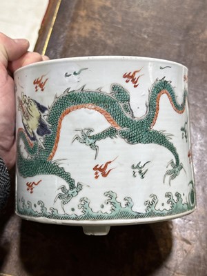 Lot 87 - Chinese famille verte brush pot