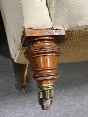 Lot 479 - Small Edwardian Chesterfield settee.