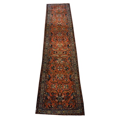 Lot 505 - Hamadan runner