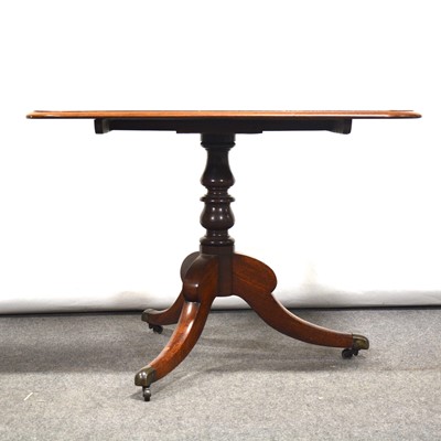 Lot 488 - Victorian mahogany supper table