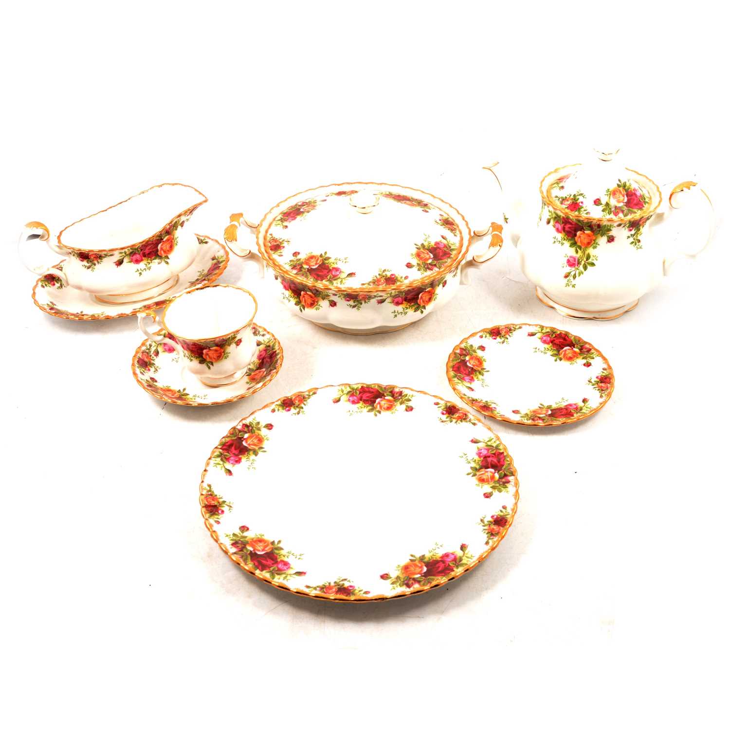 Lot 132 - Royal Albert Old Country Roses part dinner,