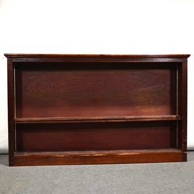 Lot 566 - Stained mahogany open bookcase