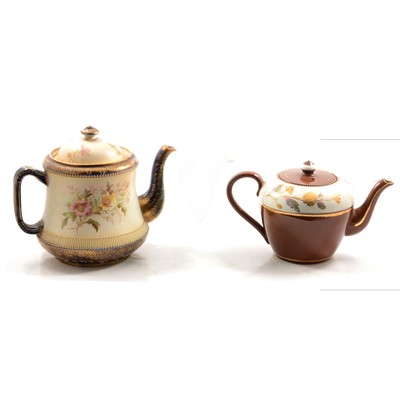 Lot 129 - Collection of miscellaneous teapots