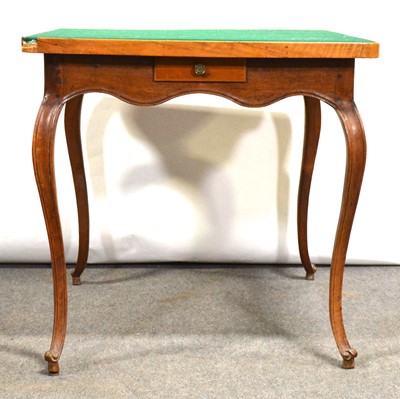 Lot 584 - French walnut card table