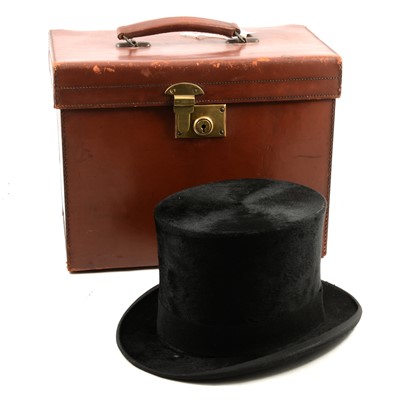 Lot 235 - Vintage Top Hat in a leather travel case