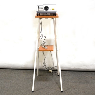 Lot 163 - Gnome Supreme Deluxe R-F slide projector, stand and screen