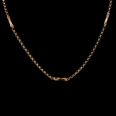 Lot 283 - A 9 carat yellow gold chain necklace.