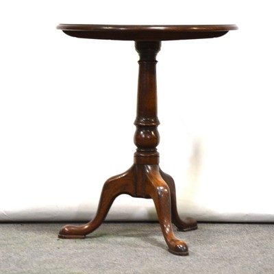 Lot 454 - Georgian style oak wine table by Haselbech Oak