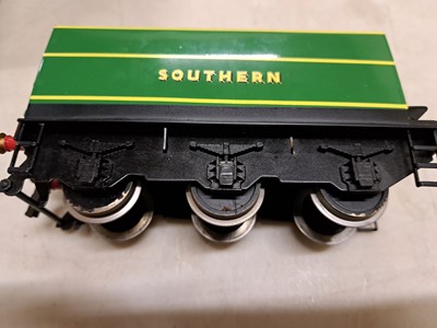 Lot 227 - ACE trains O gauge Bulleid Pacific locomotive, 2-rail and 3-rail compatible, bpxed