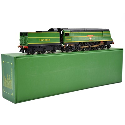 Lot 227 - ACE trains O gauge Bulleid Pacific locomotive, 2-rail and 3-rail compatible, bpxed