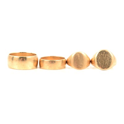 Lot 124 - Two 9 carat gold signet rings and two wedding rings.