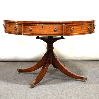 Lot 454 - Mahogany effect drum-top table