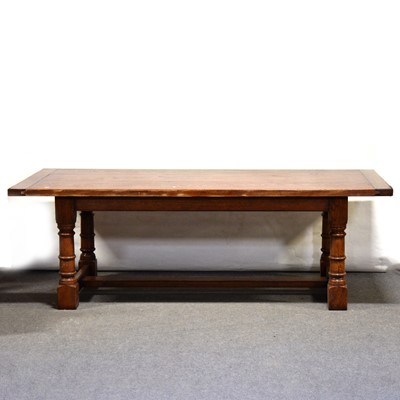 Lot 473 - Haselbech Oak dining table