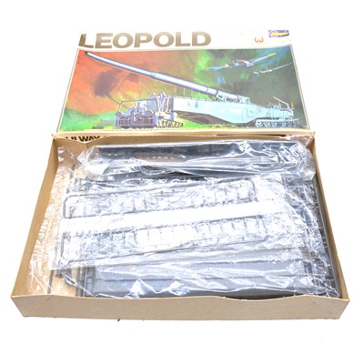 Lot 140 - Five Airfix and Hasegawa scale model kits, boxed